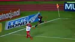 Jackson y un gol imposible en la Serie B de Brasil.