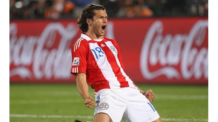 Nelson Haedo en festejo de gol con Paraguay.