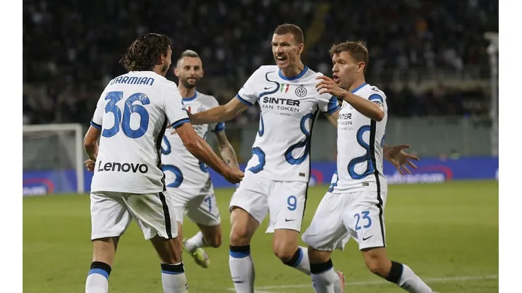 Inter dio vuelta un partidazo y se subió a la cima.