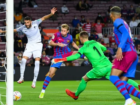 Barcelona salvó la ropa ante Granada con un gol de Ronald Araújo sobre el final