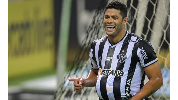 Hulk celebrando un gol ante Sport Recife.