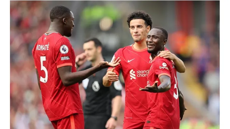 Liverpool triunfa y se sube al primer lugar de la Premier League en soledad.