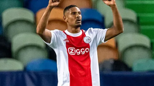 Sebastien Haller, de Ajax, y sus cuatro goles.