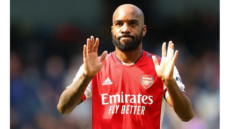 Alexandre Lacazette en acción con Arsenal.