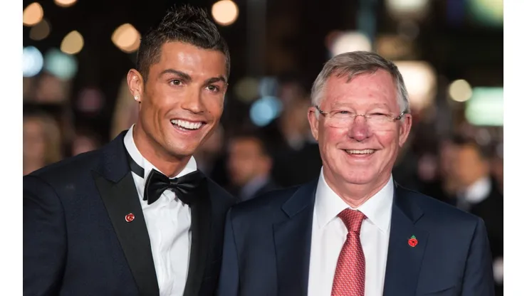 Cristiano Ronaldo y Sir Alex Ferguson en un evento.