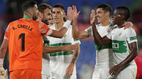 Elche celebra su primer triunfo de la temporada.