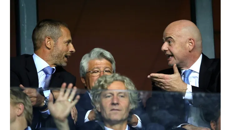 Aleksander Ceferin y Gianni Infantino, presidentes de UEFA y FIFA.