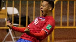 Festejo de gol de Costa Rica.