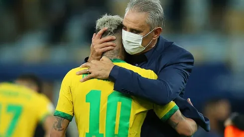 Tite y Neymar con Brasil.