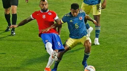 Acción de juego entre Chile y Colombia, en Santiago.