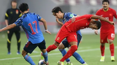 Acción de juego entre Japón y China.