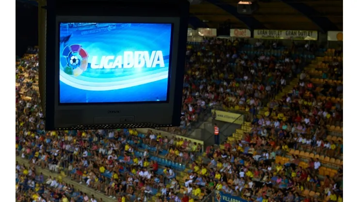 Logo de LaLiga en una pantalla del Madrigal.