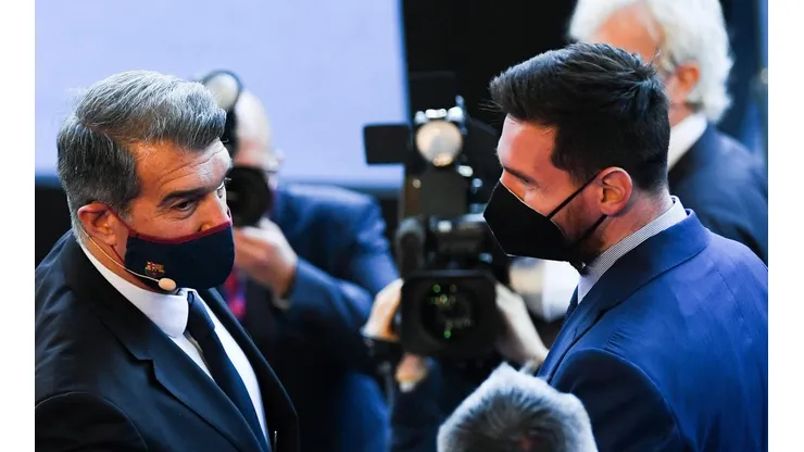 Joan Laporta y Lionel Messi en un evento de Barcelona.