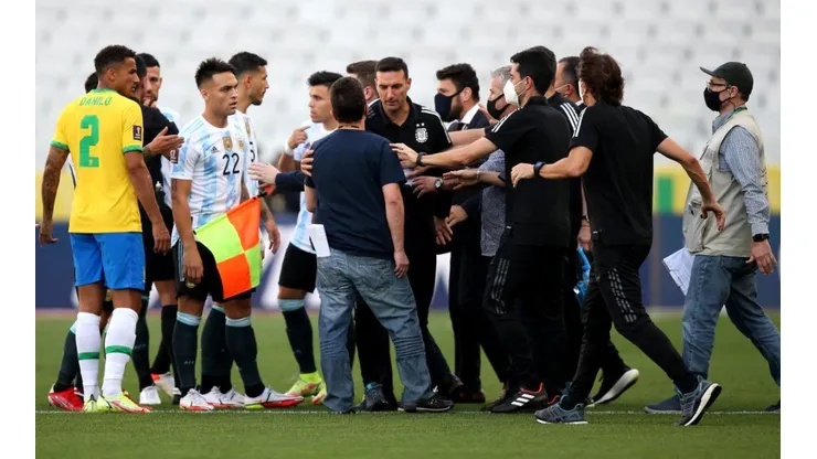 Momento en el que se interrumpió Brasil vs Argentina ayer.
