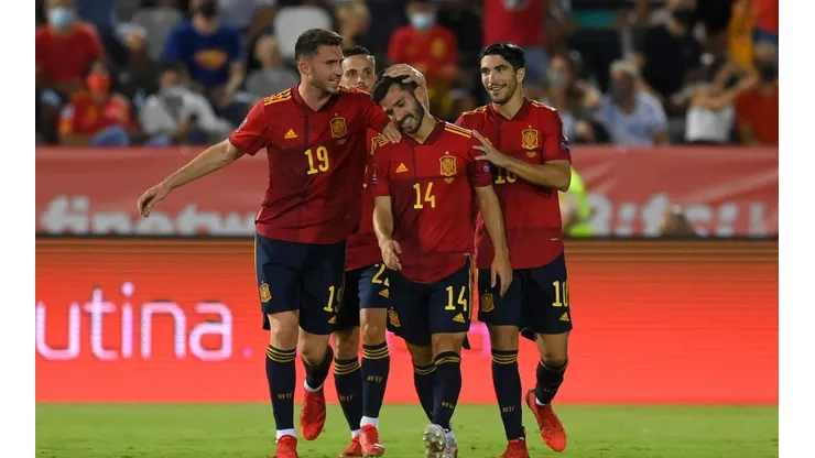 España se levantó del golpe ante Suecia con una goleada ante Georgia.