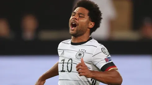 Serge Gnabry, autor de dos goles para Alemania.