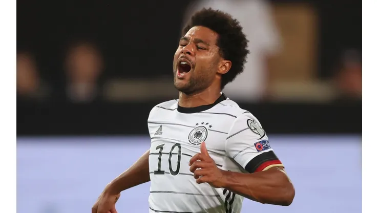 Serge Gnabry, autor de dos goles para Alemania.