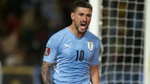 Giorgian De Arrascaeta celebrando el primer tanto de Uruguay.