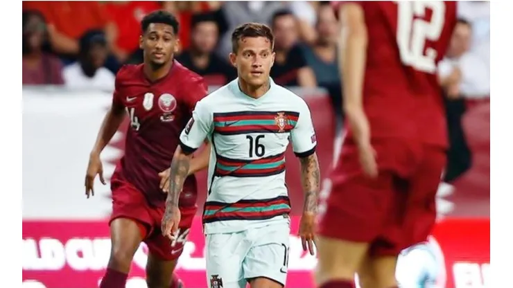 Otávio anotó en su debut con la Selección de Portugal.