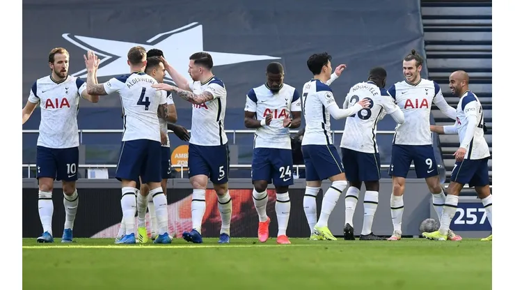 Un exjugador de Tottenham se puso a disposición de Arsenal.