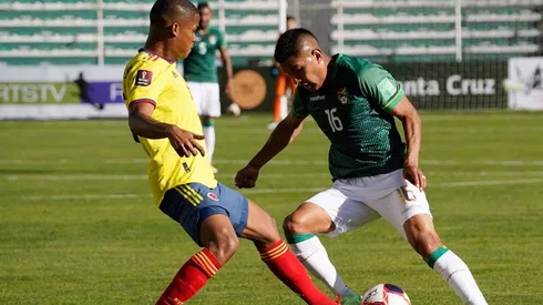 Acción de juego entre Colombia y Bolivia, en La Paz.