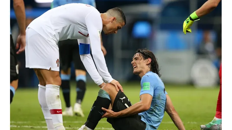 Cristiano Ronaldo y Edinson Cavani en el Mundial de Rusia 2018.