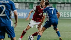 Konrad Laimer ante Artur Ionita.