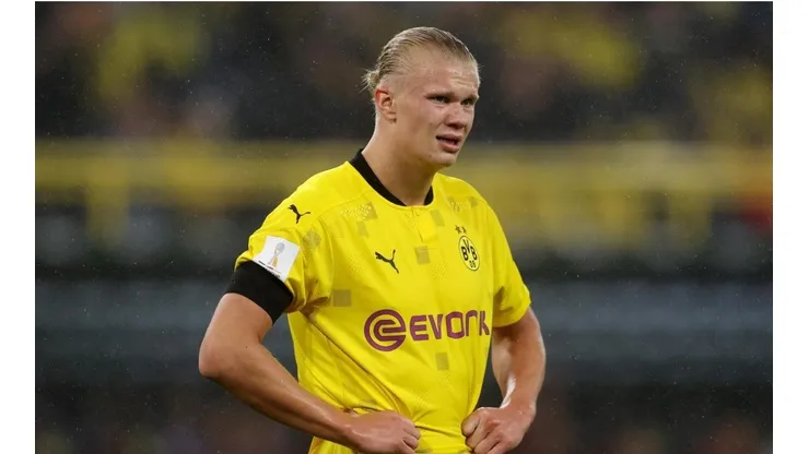 Erling Haaland seguirá en Borussia Dortmund esta temporada.