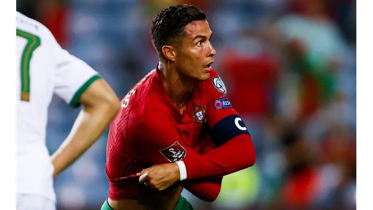 Cristiano Ronaldo en festejo de gol con Portugal.