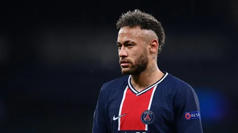 Neymar a PSG: el traspaso más costoso de la década.
