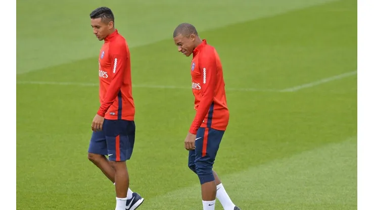 Marquinhos y Kylian Mbappé en un entrenamiento con PSG.