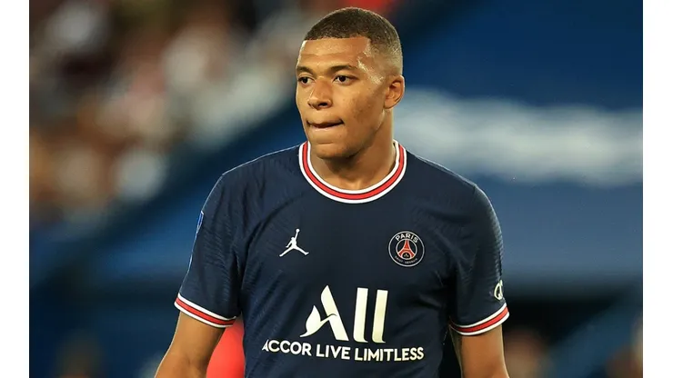 Kylian Mbappé en un encuentro con PSG.