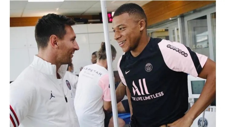 Kylian Mbappé y Lionel Messi, juntos en un entrenamiento del PSG.