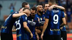 Festejo de gol de Inter en la Serie A.