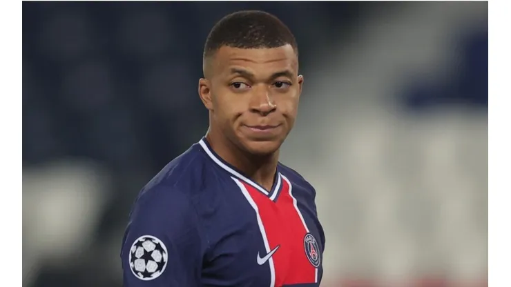 Kylian Mbappé rechazó al menos dos importantes ofertas de renovación del PSG.
