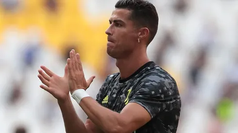 Cristiano Ronaldo en calentamiento con Juventus.