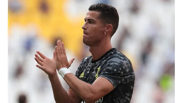 Cristiano Ronaldo en calentamiento con Juventus.