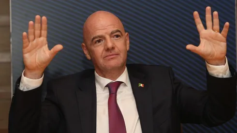 Gianni Infantino trabaja para asegurar la presencia de los futbolistas sudamericano y africanos en las Eliminatorias.