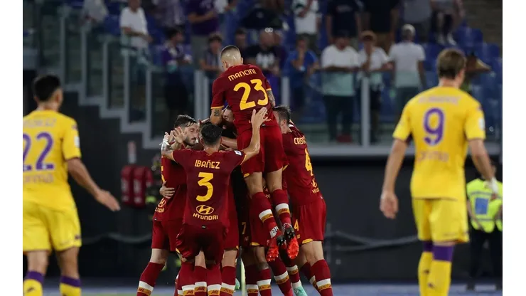 Roma abrió la Serie A con victoria ante Fiorentina.