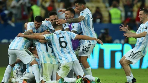 Jugadores de la selección Argentina celebran el título de la Copa América.