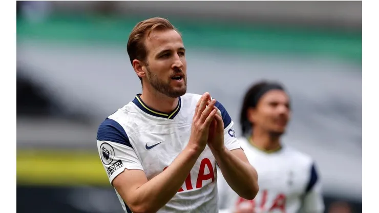 Harry Kane aguarda por el último intento de Manchester City por ficharlo.