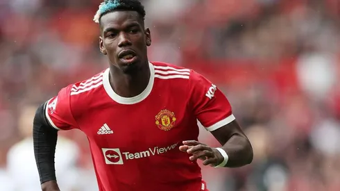 Paul Pogba en acción con Manchester United.