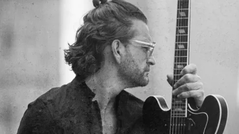 Ricardo Arjona anunció su nuevo álbum "Negro" en sus redes sociales (Fuente: Instagram Ricardo Arjona)