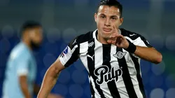 Sebastián Ferreira marcó el gol de la clasificación para Libertad.