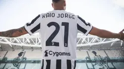 Kaio Jorge en presentación de Juventus.