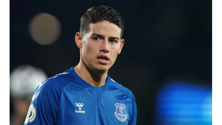 James Rodríguez es baja para el debut de Everton en la Premier League.