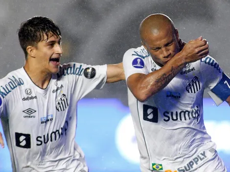 Santos ganó sobre la hora con un gol en contra por la Copa Sudamericana