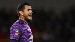 Chiquito Romero quedó libre de Manchester United y se va a España.