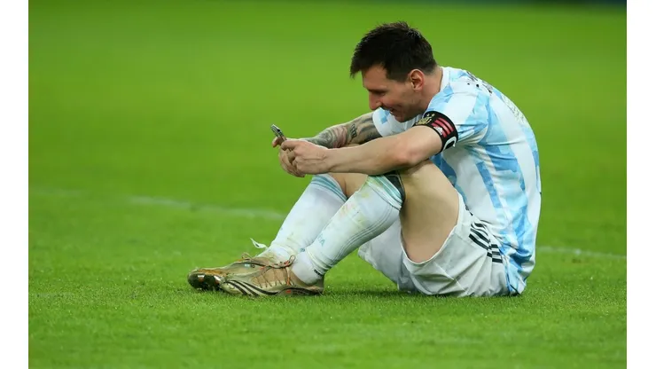 Lionel Messi llegó a PSG y las redes explotaron con memes.