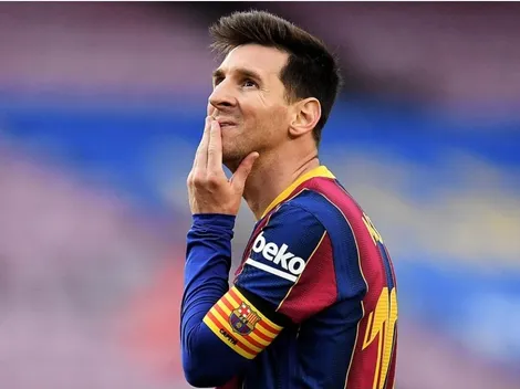 El fin de una era: quitan gigantografías de Messi del Camp Nou